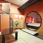Hotel Dcube