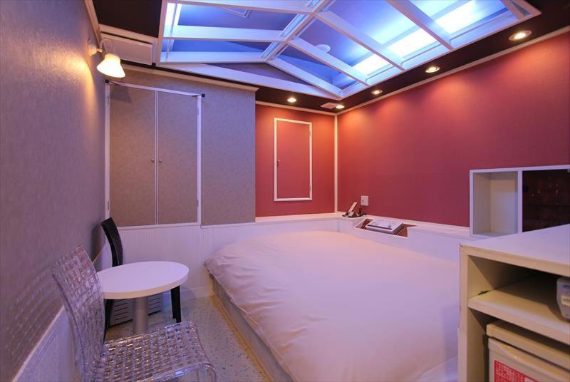 Dcube Hotel 2*